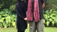 Laudya Cynthia Bella memperkenalkan Engku Emran pada orangtua Bella, Jakarta 12 Juni 2017. (Instagram @iamkumbre)