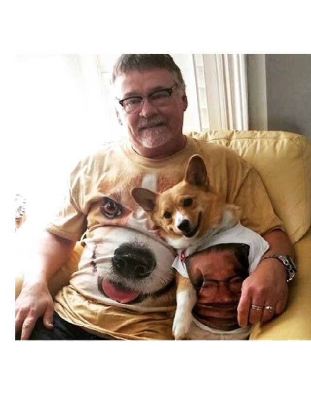 6 Gaya Bapak-Bapak Pakai Baju Nyeleneh Ini Bikin Ngelus Dada