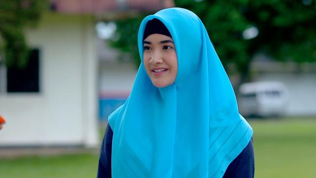 6 Potret Anggun Nadya Arina Berhijab Dalam Sinetron Pesantren Rock N Dut Di Sctv Showbiz Liputan6 Com