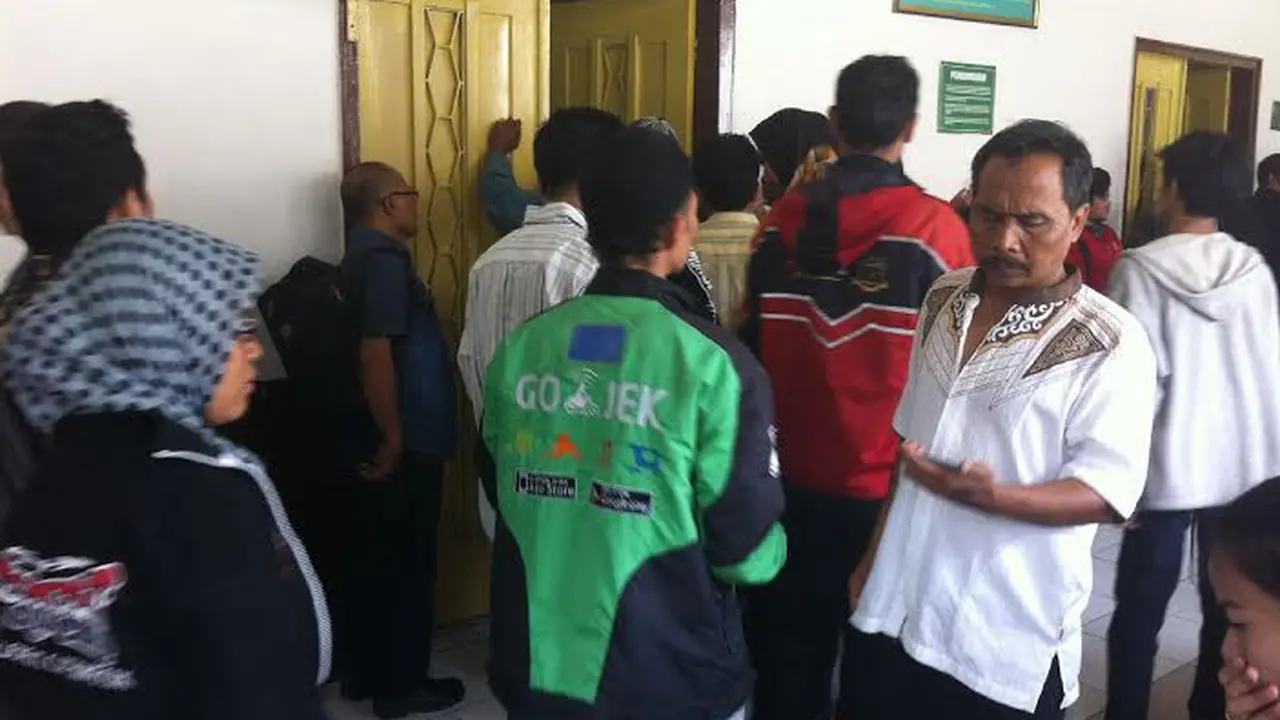Ketika Driver Go-Jek dan Grab Bike Langgar Lalu Lintas