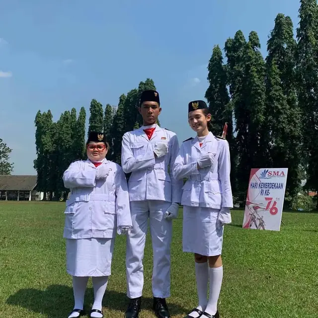 6 Potret Pemain Dari Jendela SMP Jadi Paskibraka, Rayakan HUT RI ke-76