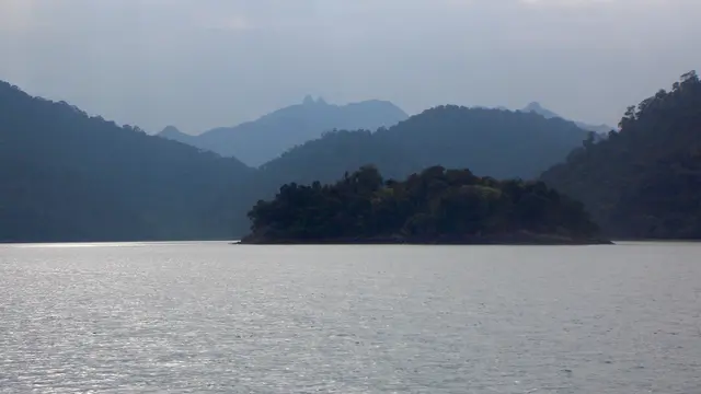 Gunung Daik di Kepulauan Riau yang terlihat memesona