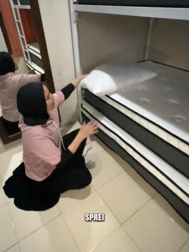 Potret kondisi kamar ART Tya Ariestya dengan kasur baru (Sumber: Tiktok/@tya_ariestya)