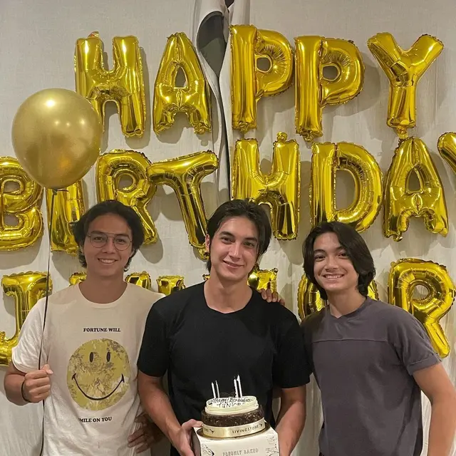 6 Potret Ulang Tahun Junior Roberts, Makin Lengket dengan Hanggini