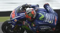 Pembalap Movistar Yamaha, Maverick Vinales mengaku masih bermasalah dengan balapan basah di MotoGP Argentina 2017. (JUAN MABROMATA / AFP)