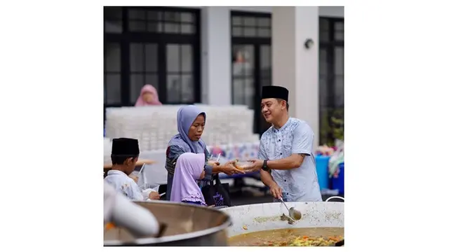 Mualaf di Ramadhan 2025, Ini 6 Potret Bobon Santoso Masak Besar Bareng Ustaz Derry
