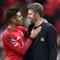 Manajer interim Manchester United, Michael Carrick (kanan), dan Casemiro. (Darren Staples / AFP)