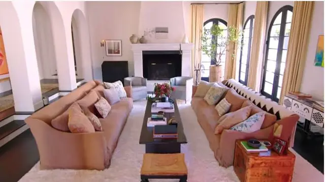 Interior Rumah Membumi ala Kendall Jenner, Ada Bathtub Emas hingga Keran Dapur Unik