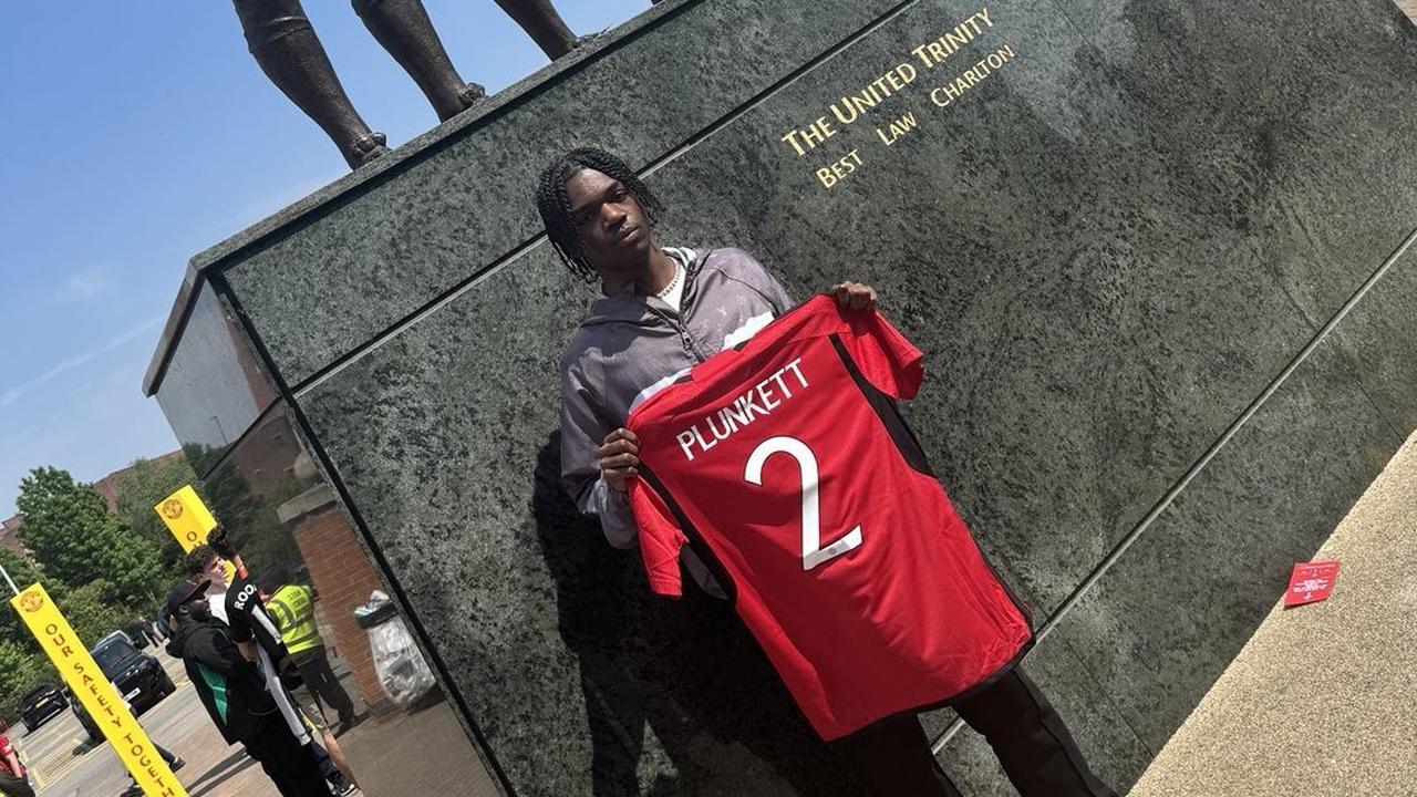 Manchester United Datangkan Dante Plunkett