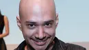 Seorang rocker muda tanah air, Husein Idol mengaku suka menonton film Little Mermaid, Disney. (Galih W. Satria/Bintang.com)