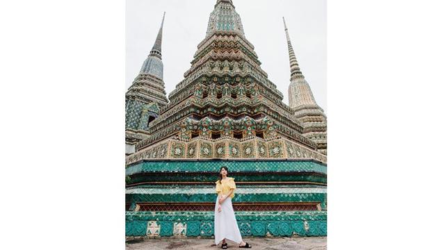 6 Gaya Liburan Shanju Eks JKT48 di Bangkok, Bikin Netizen Gagal Fokus