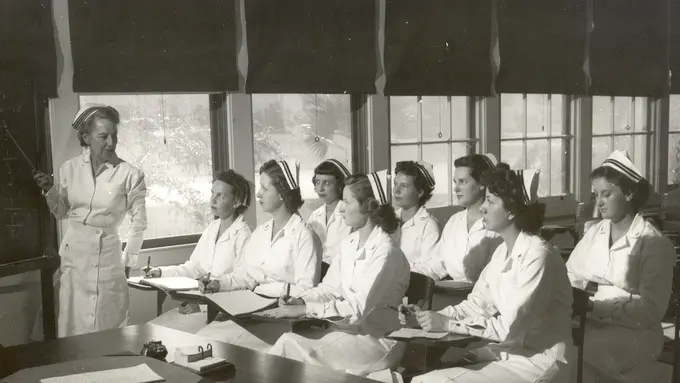 Perawat/dok. Wikipedia Common