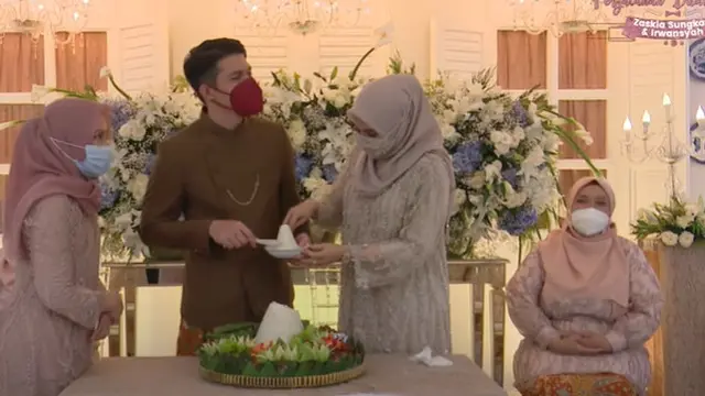 7 Potret 7 Bulanan Zaskia Sungkar Ditemani Irwansyah, Ungkap Jenis Kelamin Si Bayi
