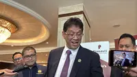 Menteri Keuangan (Menkeu) Purbaya Yudhi Sadewa usai menghadiri acara Prasasti Luncheon Talk, Rabu (8/10/2025). (Liputan6.com/Tira)