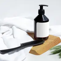 ilustrasi  tips menghilangkan ketombe secara alami/Voloshyna Anna/shutterstock