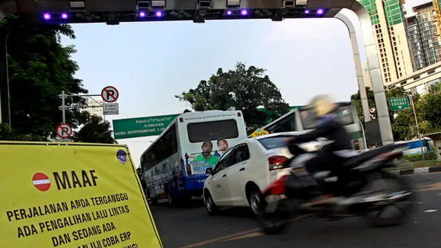 Selasa kemarin Dinas perhubungan bersama pihak pswasta produsen alat pendukung sistem jalan berbayar mealkukan uji coba alat ERP di Jakarta.