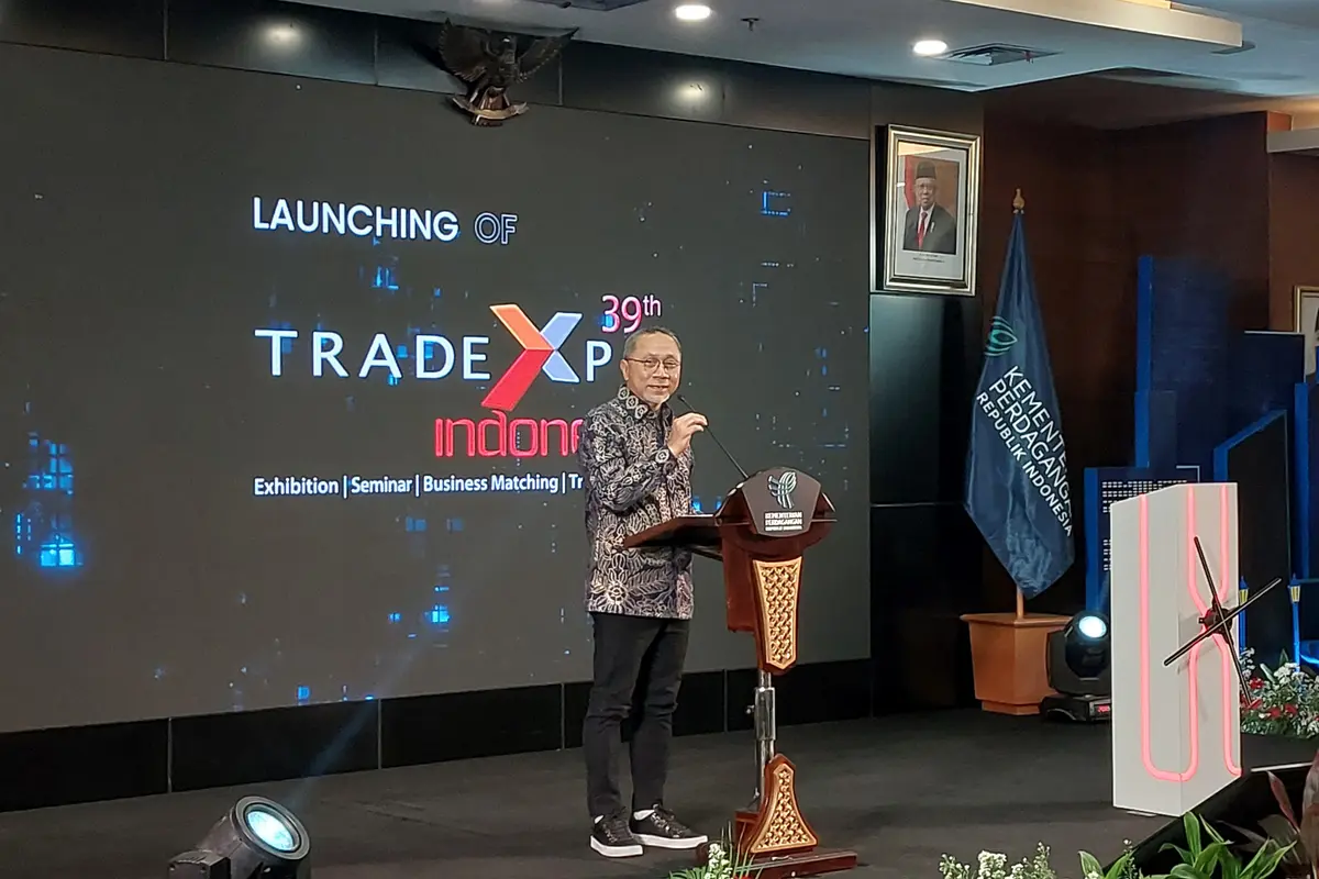 Menteri Perdagangan Zulkifli Hasan resmi meluncurkan Trade Expo Indonesia ke 39 Tahun 2024 di Kantor Kemendag, Jakarta, Jumat (31/5/2024). (Arief/Liputan6.com)