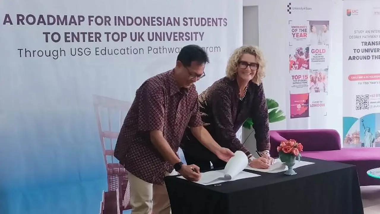Program Studi Jalur Cepat 5 Tahun untuk Raih Gelar Sarjana Internasional Bisnis di Inggris