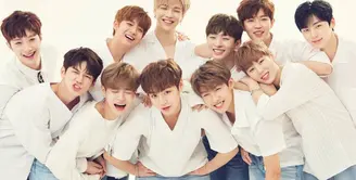 Kelakuan para penggemar fanatik atau yang biasa disebut sasaeng yang membuntuti Wanna One semakin para saja. Tak hanya nongkrong di depan kantor agensi Wanna One, YMC Entertainment. (Foto: Allkpop.com)