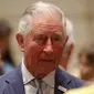 File foto 3 Maret 2020 memperlihatkan reaksi Pangeran Charles selama kunjungannya ke Royal College of Music di London. Pangeran Charles yang kini berusia 71 tahun positif tertular corona (COVID-19) dan sedang menjalani karantina di Skotlandia. (Matt Dunham / POOL / AFP)