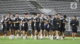 Timnas Indonesia kembali menggelar latihan. Latihan ini bagian persiapan menghadapi Jepang pada lanjutan putaran ketiga Kualifikasi Piala Dunia 2026 zona Asia Grup C. (Liputan6.com/Angga Yuniar)