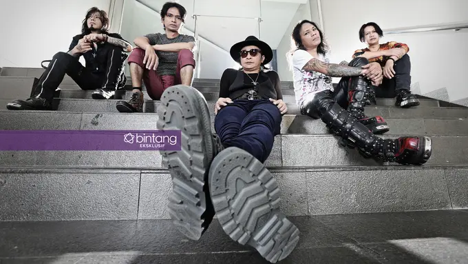 [Bintang] Eksklusif Rif 1