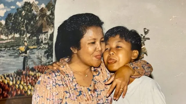 7 Potret Transformasi Ari Lasso dari Kecil hingga Kini, Gaya Rambutnya Curi Perhatian