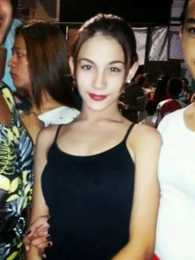 [Bintang] Foto Masa Kecil Cewek Cantik Ini Mengejutkan Netizen, Ternyata Dulunya Seorang Cowok Imut