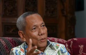 Prof Tjandra Yoga Aditama bicara tentang pentingnya evaluasi dalam program Makan Bergizi Gratis (MBG).