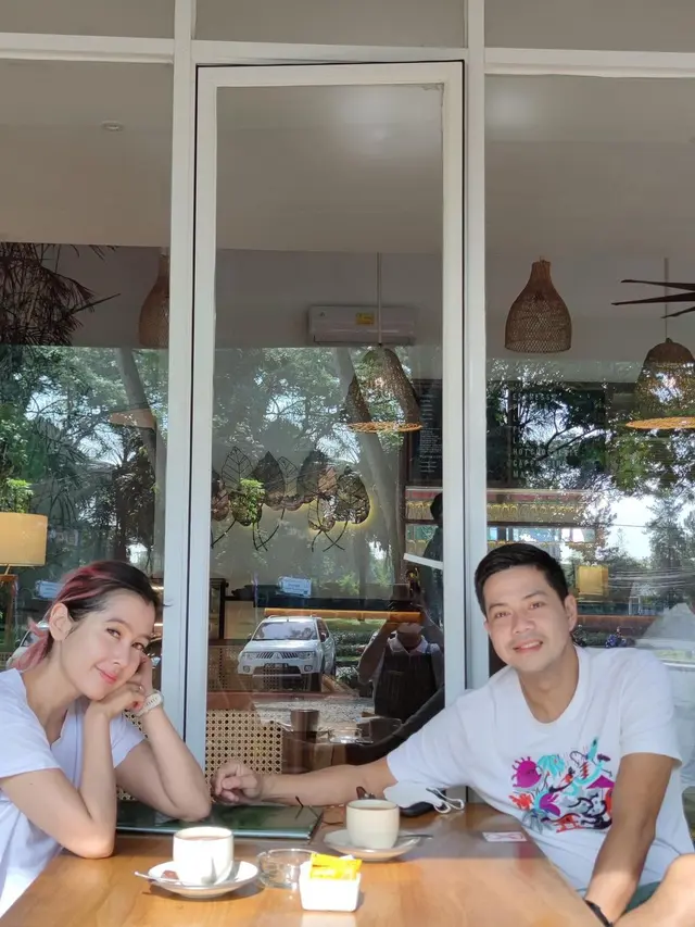 7 Potret Harmonis Keluarga Ardina Rasti dan Arie Dwi Andhika, Jauh dari Gosip