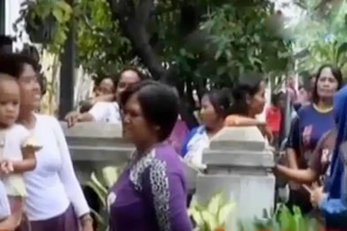VIDEO: Warga Ijinkan Terduga Teroris Dimakamkan di Kampungnya