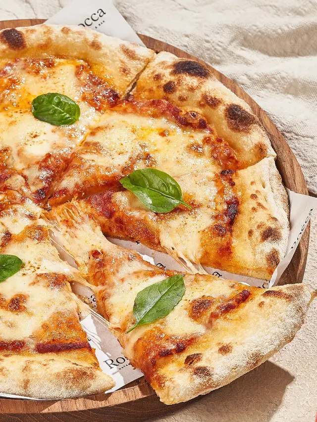 Margherita Pizza  di Rocca. dok. Rocca