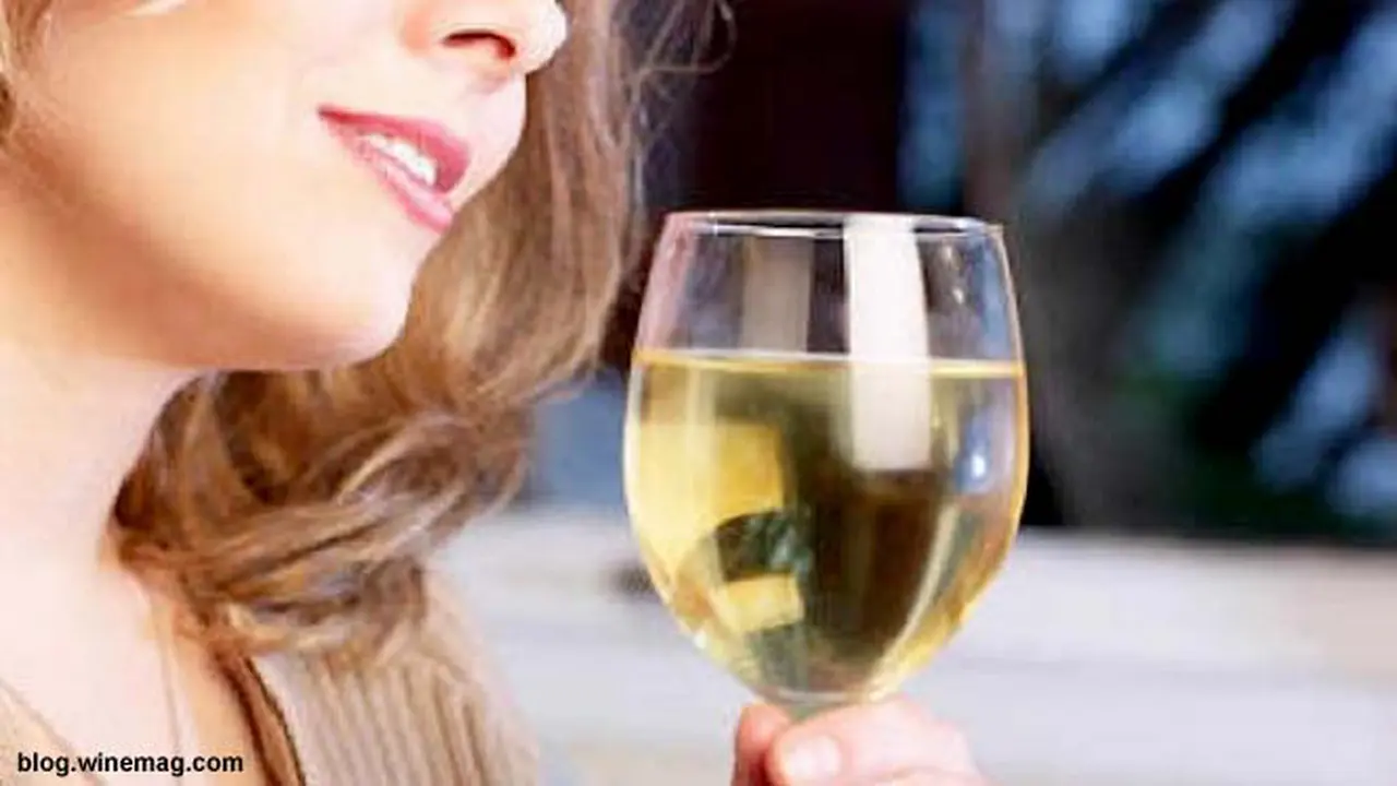 wanita-alkohol-130513c.jpg