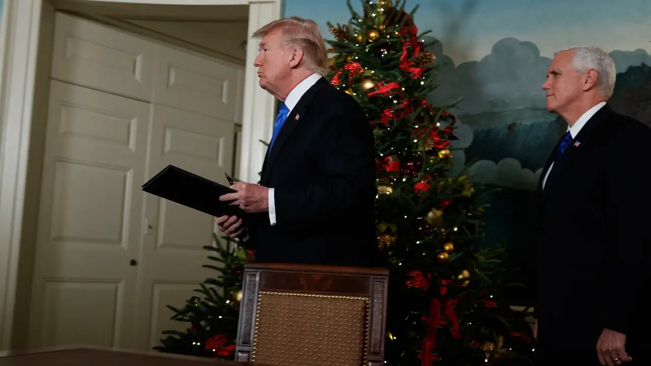 Sah Jadi Ibukota Israel, Ini Dokumen yang di Tandatangani Donald Trump