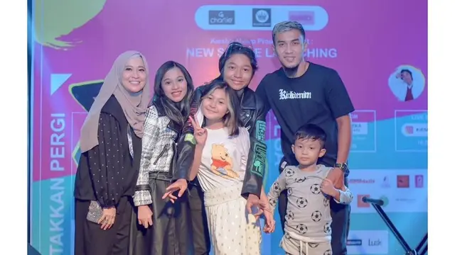 Terjun ke Dunia Tarik Suara, Ini 6 Momen Launching Single Shakiena Adik Kiesha Alvaro