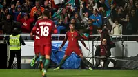 Cristiano Ronaldo 2 Gol, Portugal Lumat Hungaria