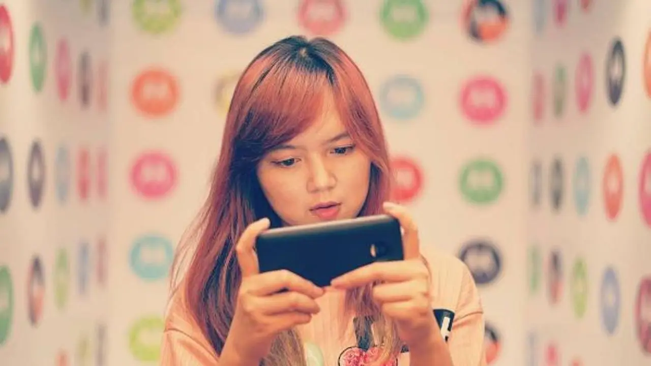 Intip Kecantikan Monica Nixia, Gamer Indonesia Bergaji Rp159 Juta