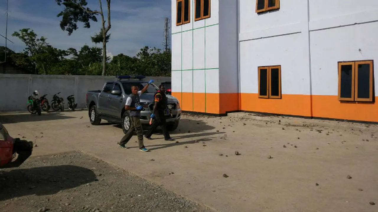 Pendaftaran calon Bupati dan Wakil Bupati Jayawijaya Ricuh