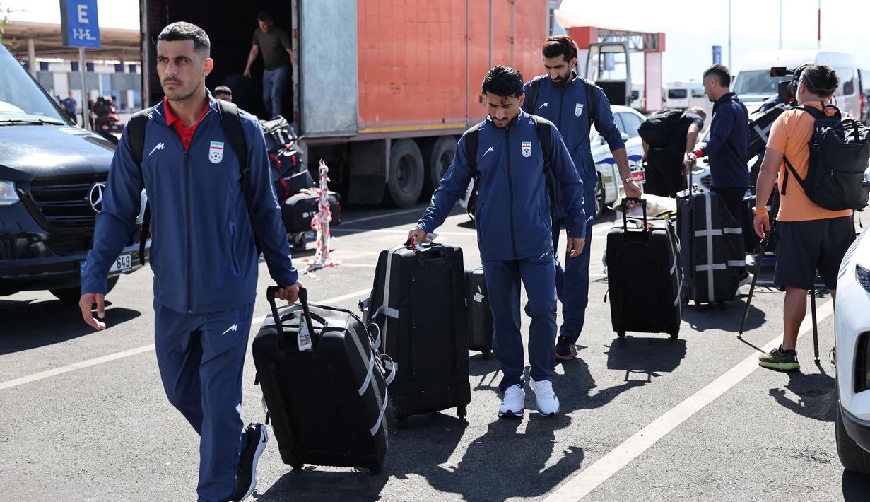 Pelatih Amir Ghalenoei membawa sekitar 30 pemain termasuk Mehdi Taremi dalam pemusatan latihan tersebut. (AFP/Oner San)