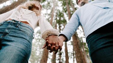 Ini 6 Tanda Pria Mulai Punya Pikiran Ingin Menikah Denganmu Lifestyle Fimela Com Kalian para pecinta anime pasti sudah banyak menonton. punya pikiran ingin menikah denganmu