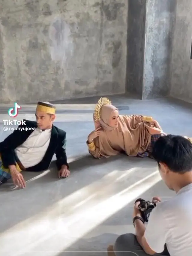 7 Prewedding Wafda Saifan dan Kekasih yang Seorang Dokter Ini Curi Perhatian