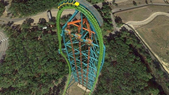 6 Roller Coaster Terpanjang di Dunia, Ada yang Kecepatannya 206 Km Per Jam