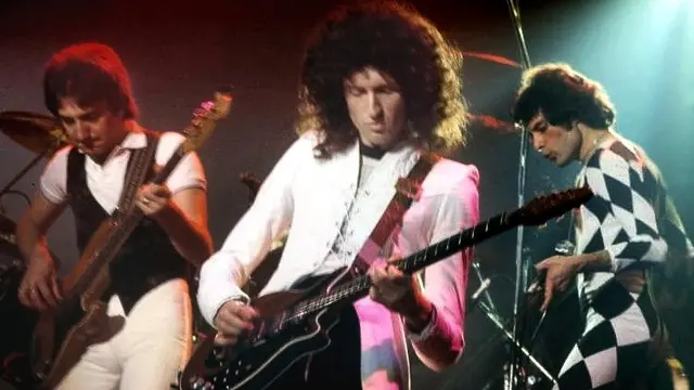 News Flash: Lagu-lagu Queen Tembang yang Paling Disuka Sepanjang Masa