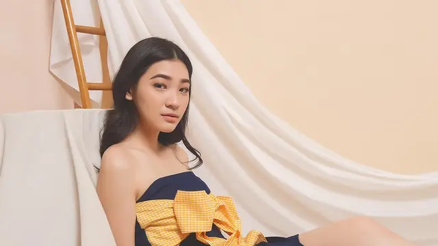 [Bintang] Kangen Shin Min Ah, Tampilan Influencer Indonesia Ini Sama Cantik