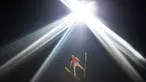 Atlet Norwegia, Kenneth Gangnes, beraksi di nomor Four Hills Piala Dunia Ski Jumping 2016 di Bischofshofen, Austria, (5/1/2016). (AFP/APA/Barbara Gindl/Austria Out)