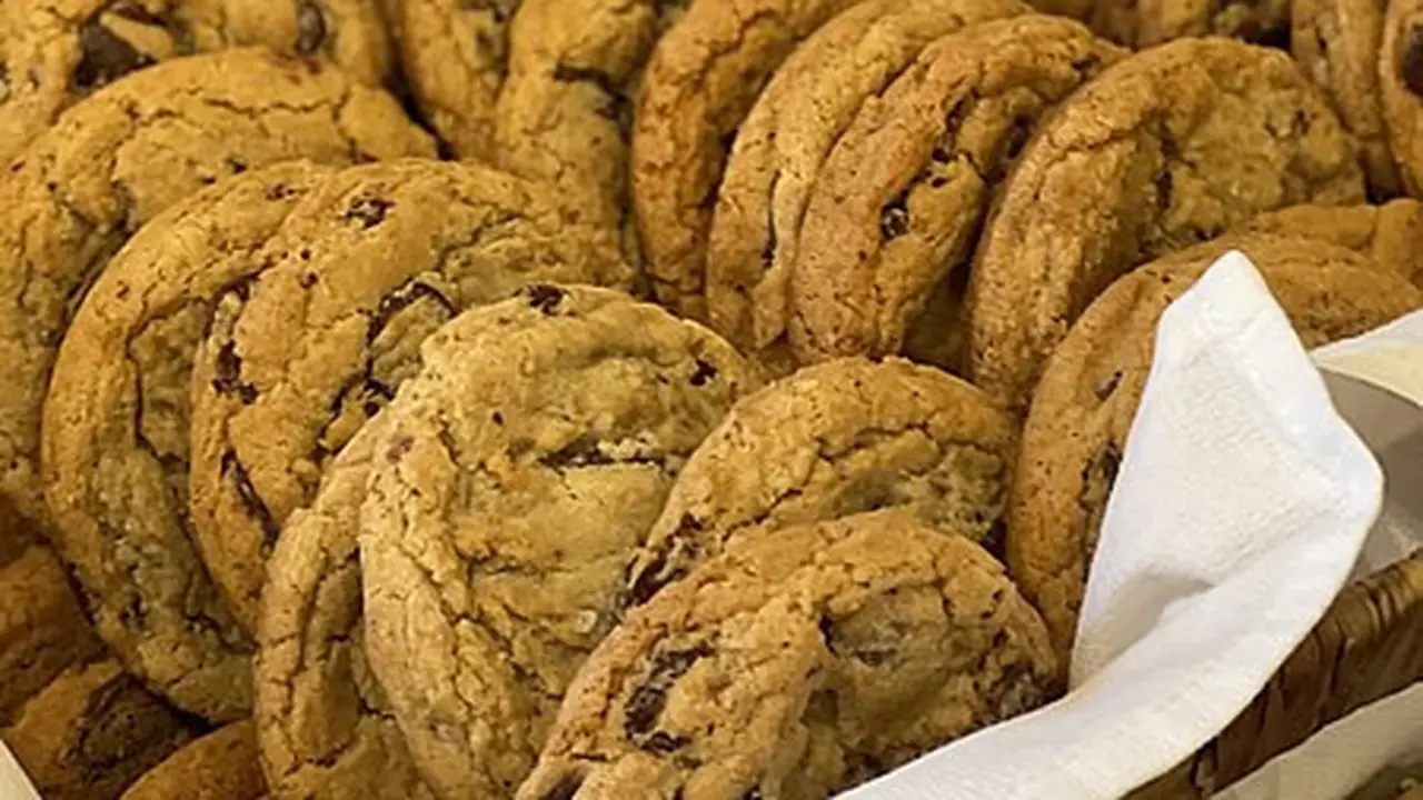 Sekeranjang kue Choco Chip