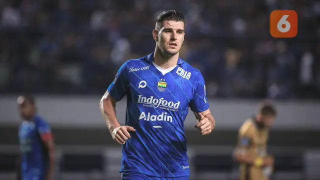 Persib Bandung vs Dewa United - BRI Liga 1 2023/2024