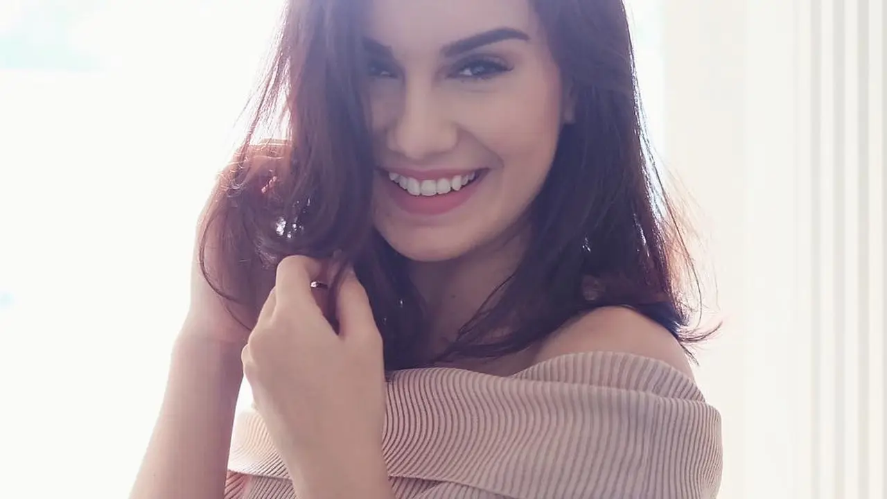 [Bintang] Irish Bella