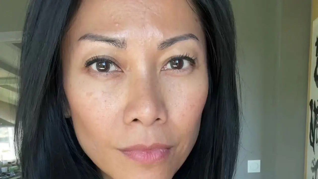Anggun C. Sasmi Perlihat Wajah Natural di Usia 51 Tahun