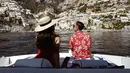 Nikita willy terlihat menikmati pemandangan indah di Amalfi Coast bersama sang kekasih, Indra Priawan. (Foto: instagram.com/nikitawillyofficial94)
